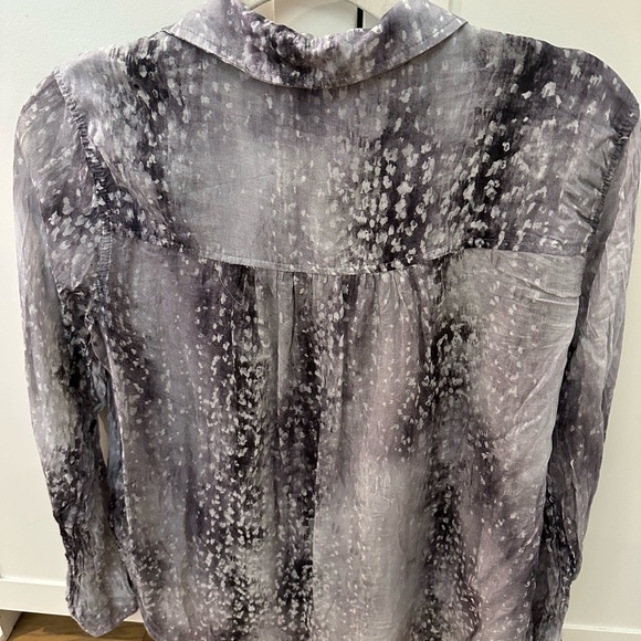 Bella Dahl Charcoal Patterned Top - Picture 2 of 3